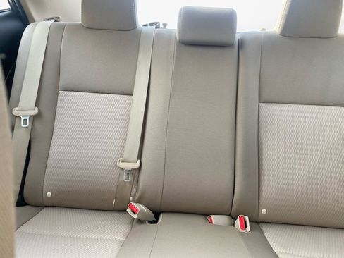 Used 2014 Toyota Corolla LE image 14