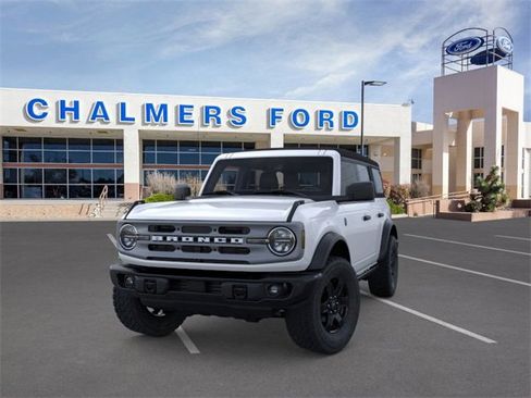 New 2025 Ford Bronco Big Bend w/ Black Diamond Package image 2