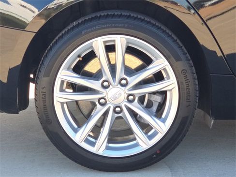 Used 2025 Cadillac CT4 Luxury image 9