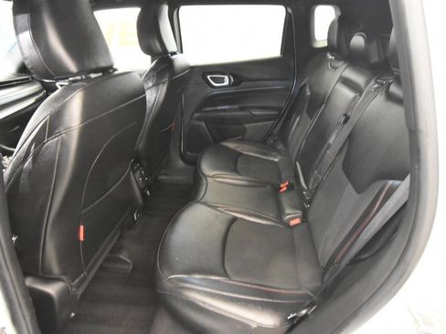 Used 2024 Jeep Compass Trailhawk AWD/4WD image 17