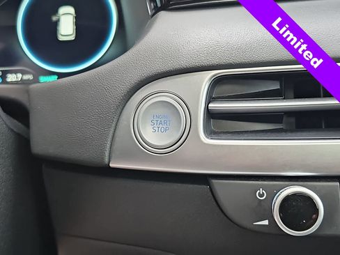 Used 2024 Hyundai Palisade Limited image 24