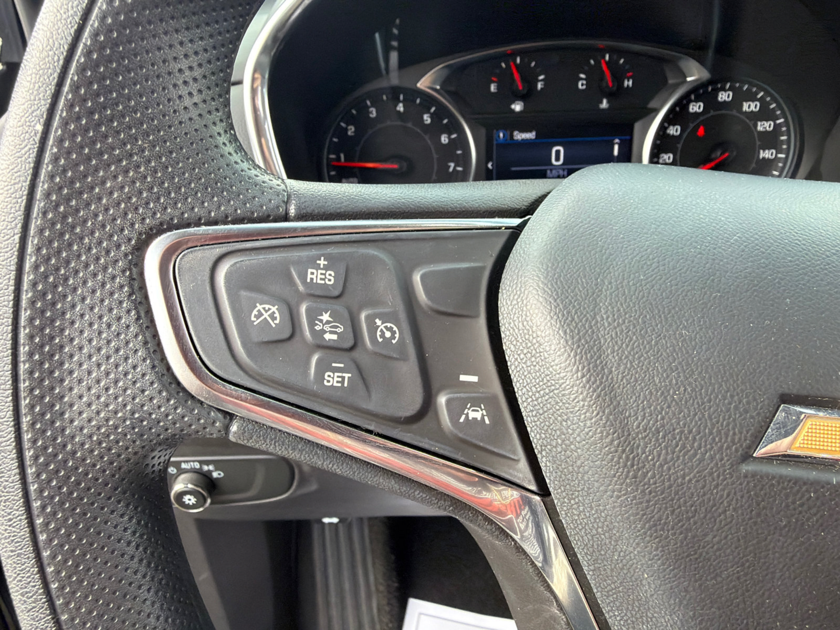 Used 2024 Chevrolet Equinox LT FWD image 20