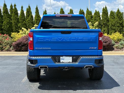 Used 2025 Chevrolet Silverado 1500 RST w/ Z71 Off-Road Package AWD/4WD image 8