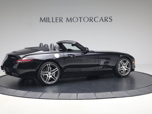 Used 2012 Mercedes-Benz SLS AMG Roadster image 8