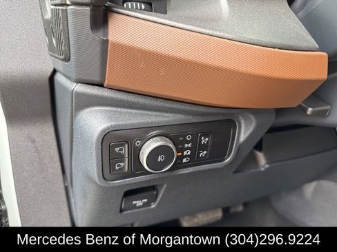 Used 2024 Ford Bronco Outer Banks AWD/4WD image 19