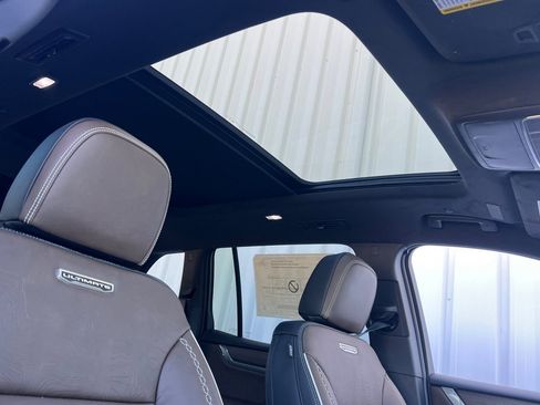 New 2026 GMC Acadia Denali Ultimate AWD/4WD image 15