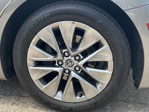 Used 2022 Toyota Mirai w/ Advanced Technology Package RWD image 30