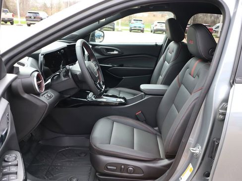 New 2026 Chevrolet Trax RS w/ Driver Confidence Package FWD image 9