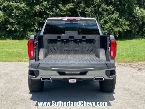 Used 2023 GMC Sierra 1500 AT4 w/ AT4 Premium Package AWD/4WD image 14