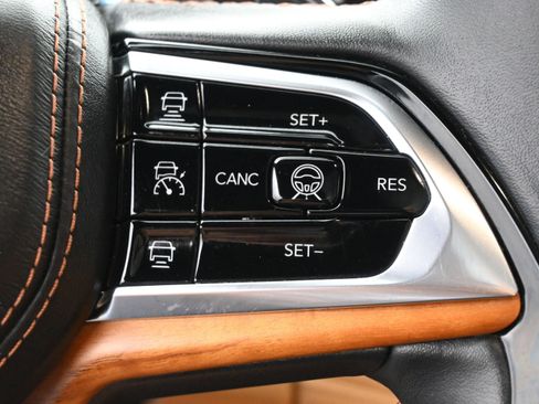 Used 2024 Jeep Grand Cherokee L Summit image 21