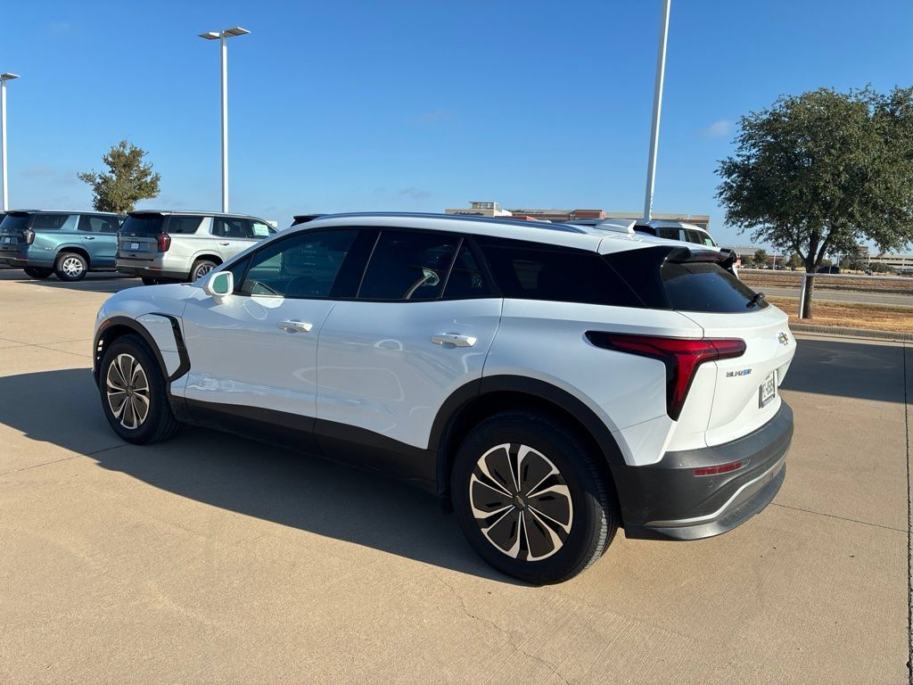 Used 2024 Chevrolet Blazer EV LT AWD/4WD image 3