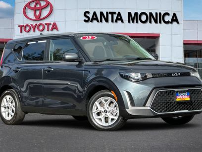 Used 2025 Kia Soul LX w/ LX Technology Package