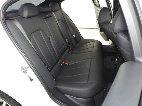 Used 2020 BMW 330i Sedan w/ Convenience Package RWD image 20
