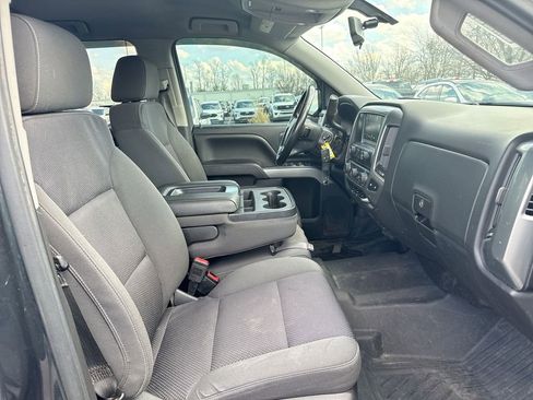 Used 2018 Chevrolet Silverado 1500 LT w/ All Star Edition image 21