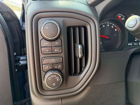 Certified 2024 Chevrolet Silverado 1500 Custom image 10