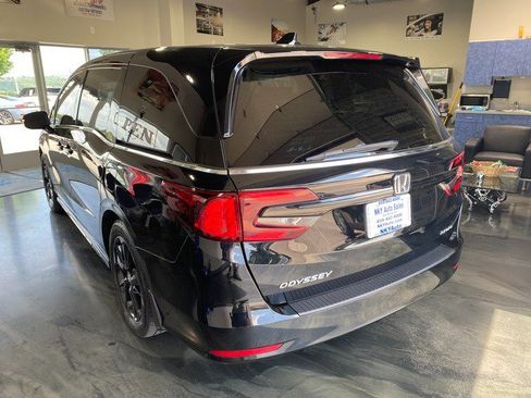 Used 2024 Honda Odyssey Sport image 6