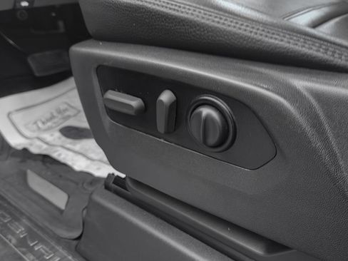 Used 2022 GMC Sierra 1500 Denali w/ Denali Premium Package image 15