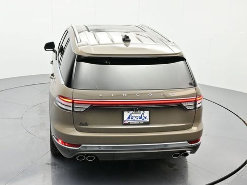 New 2025 Lincoln Aviator Reserve w/ Illumination Package image 38