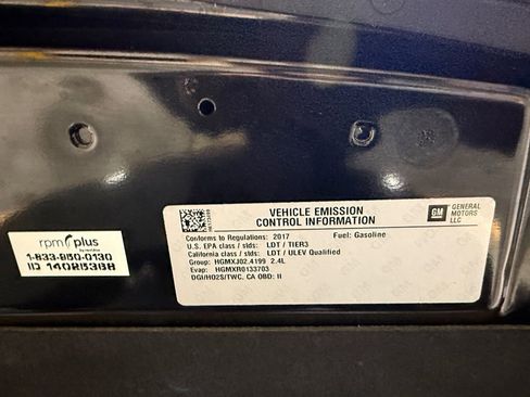 Used 2017 Chevrolet Equinox LT w/ Convenience Package image 40