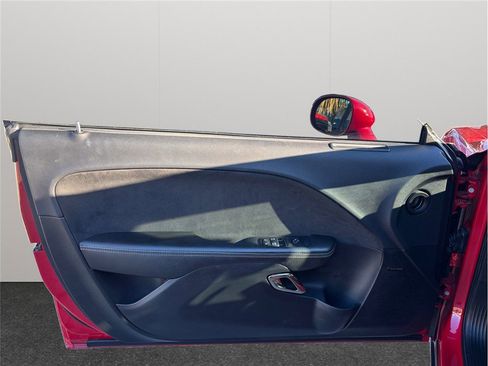 Used 2016 Dodge Challenger SRT Hellcat image 21