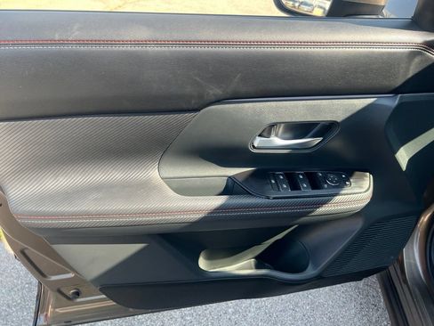 Certified 2025 Nissan Kicks SR w/ SR Premium Package AWD/4WD image 7