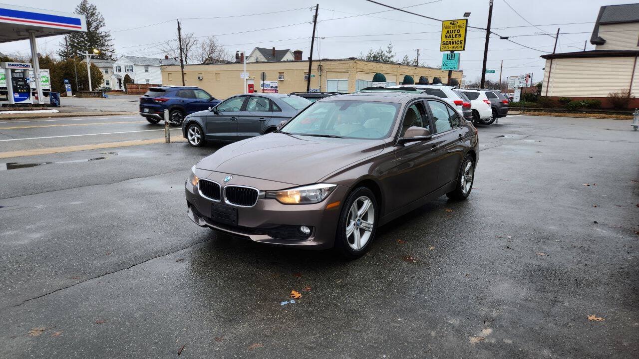 Used 2015 BMW 320i xDrive Sedan AWD/4WD image 4