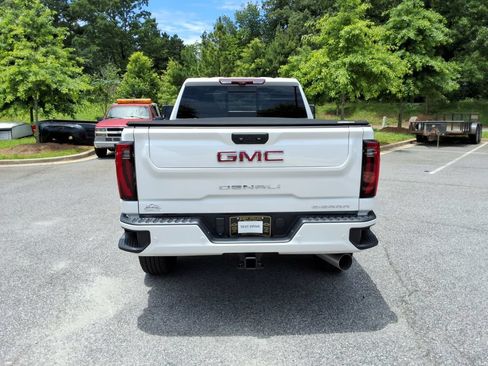 Used 2025 GMC Sierra 2500 Denali w/ Denali Reserve Package AWD/4WD image 6