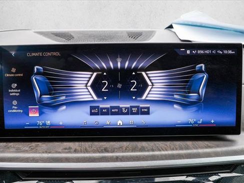 Used 2025 BMW X7 xDrive40i image 20