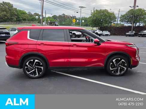 Used 2024 Mitsubishi Outlander SE AWD/4WD image 14