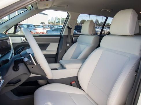 Certified 2026 Hyundai Santa Fe SE AWD/4WD image 9