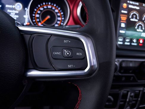 Used 2023 Jeep Gladiator Rubicon w/ LED Lighting Group AWD/4WD image 34