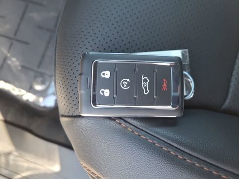 New 2026 Jeep Cherokee Limited AWD/4WD image 28