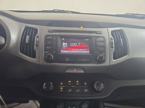 Used 2015 Kia Sportage LX image 9