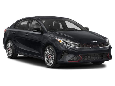 Used 2024 Kia Forte GT-Line w/ GT-Line Premium Package FWD image 9