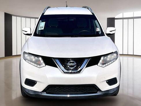 Used 2016 Nissan Rogue SV FWD image 2