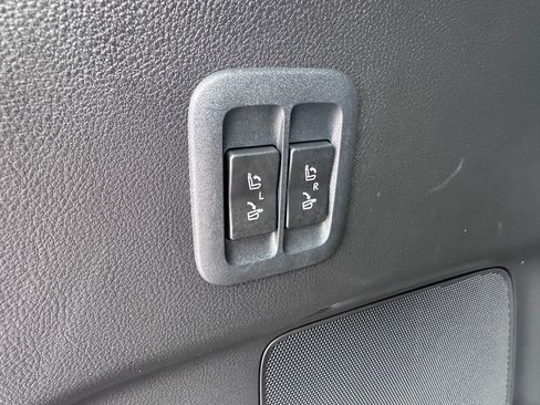 Used 2025 Lexus TX 500h AWD w/ Technology Package image 40