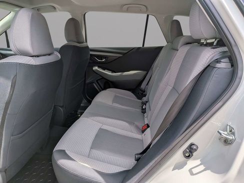 Used 2025 Subaru Outback Premium AWD/4WD image 16