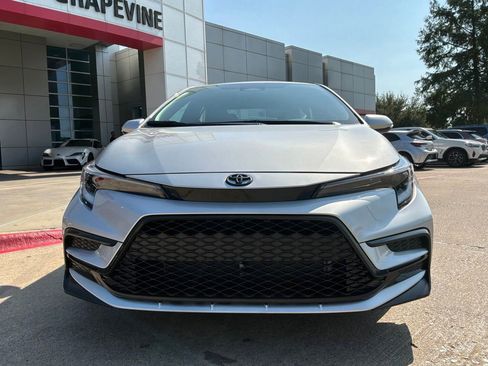 New 2026 Toyota Corolla SE FWD image 3