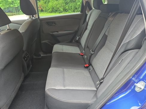 Used 2021 Nissan Rogue S FWD image 15