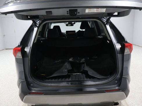 Used 2023 Toyota RAV4 Limited image 4