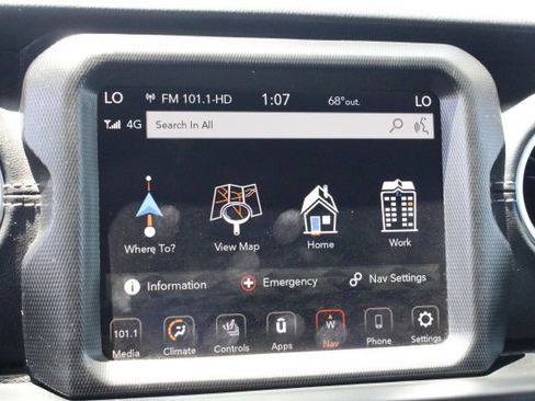 Used 2023 Jeep Wrangler Unlimited Sahara w/ Cold Weather Group AWD/4WD image 31