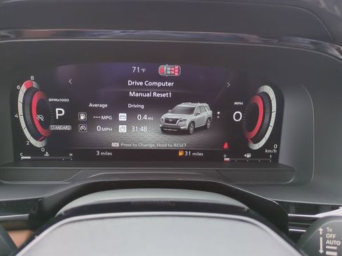 New 2026 Nissan Pathfinder Platinum FWD image 23