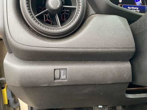 Used 2023 Chevrolet Colorado W/T RWD image 24