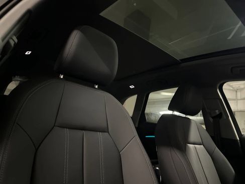 New 2025 Audi Q5 Prestige image 17