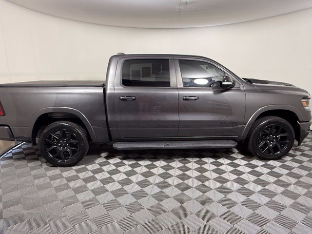 Used 2022 RAM 1500 Laramie AWD/4WD image 17