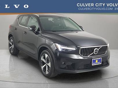 Used 2025 Volvo XC40 B5 Plus w/ Protection Package Premier