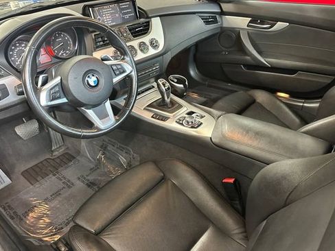 Used 2014 BMW Z4 sDrive35i RWD image 11