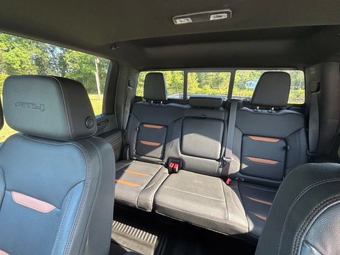 Used 2024 GMC Sierra 2500 AT4 w/ AT4 Premium Plus Package AWD/4WD image 33