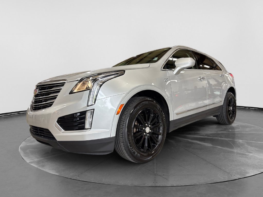 Used 2018 Cadillac XT5 Luxury w/ Driver Awareness Package FWD image 26