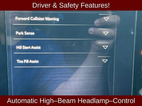 Used 2021 RAM 1500 Laramie AWD/4WD image 7